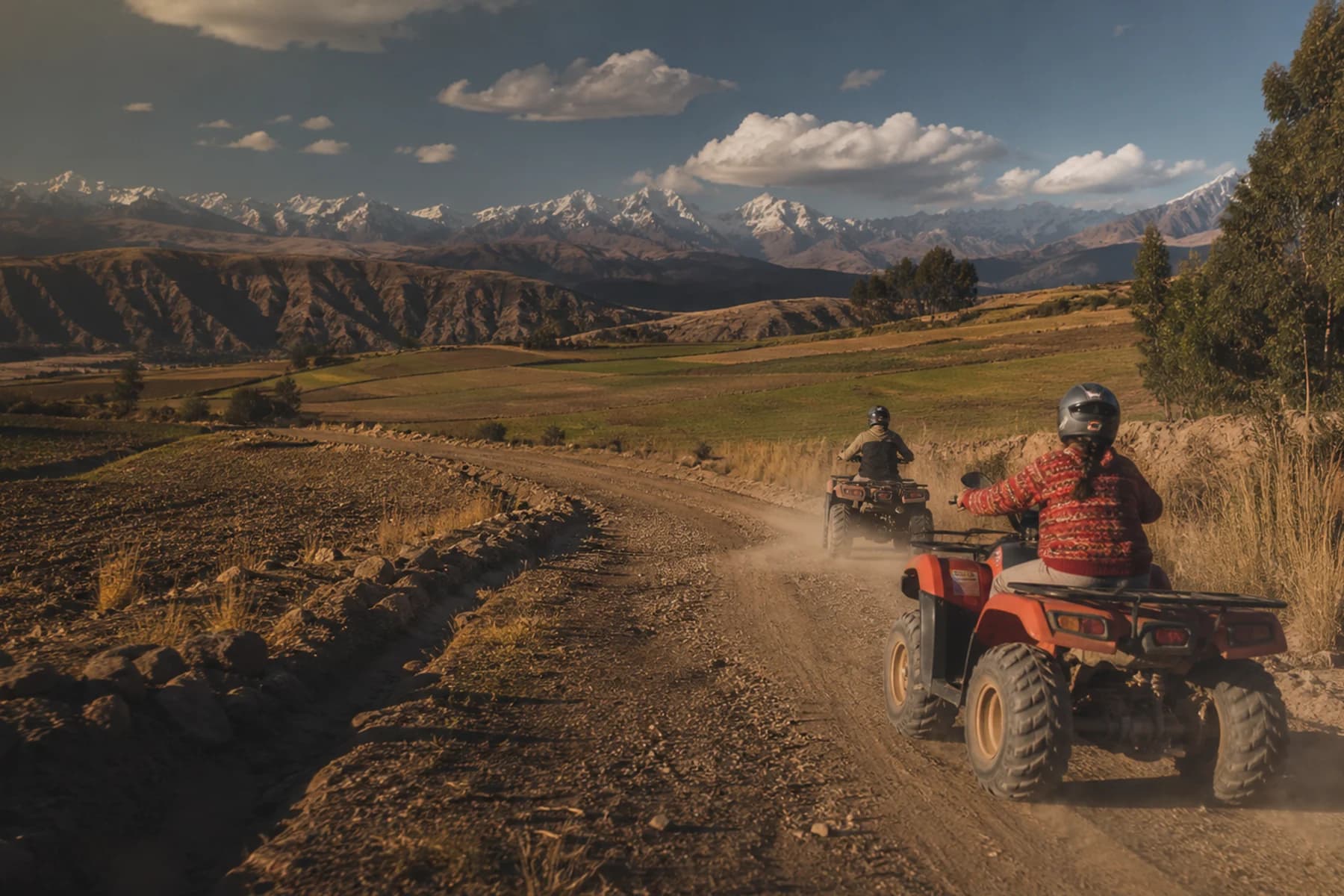 Aventura en cuatrimoto entre paisajes altoandinos de Cusco
